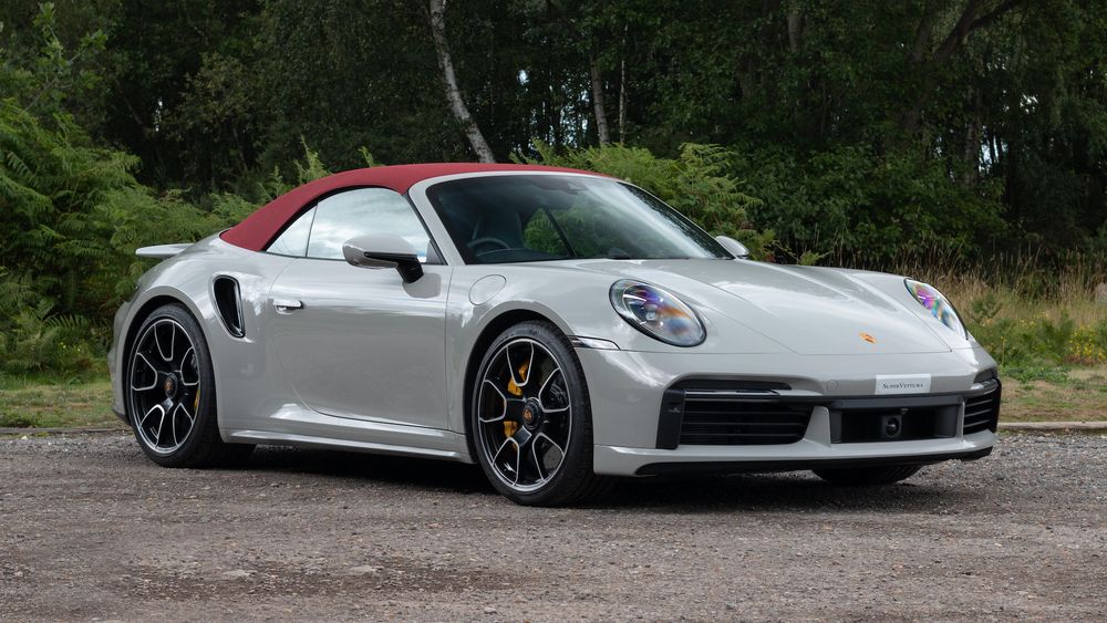 2022 Porsche 911 Turbo S 